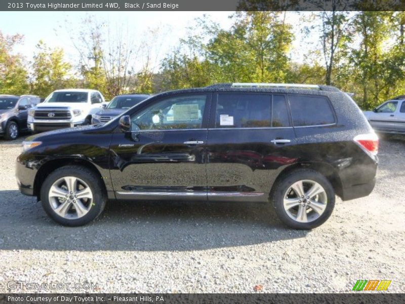 Black / Sand Beige 2013 Toyota Highlander Limited 4WD