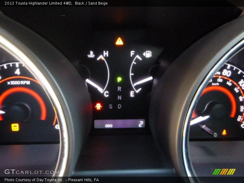 Black / Sand Beige 2013 Toyota Highlander Limited 4WD