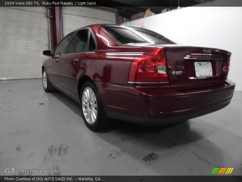 Ruby Red Metallic / Light Sand 2004 Volvo S80 T6