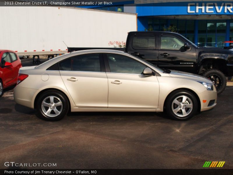 Champagne Silver Metallic / Jet Black 2013 Chevrolet Cruze LT