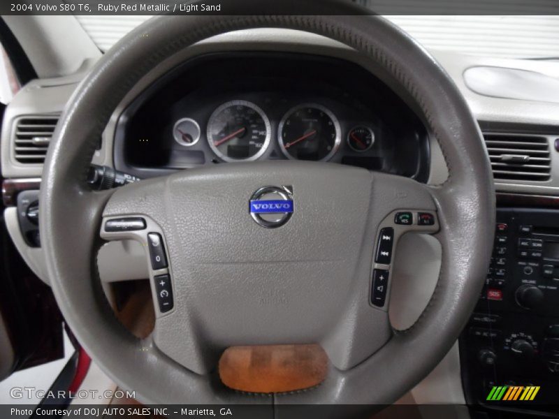 Ruby Red Metallic / Light Sand 2004 Volvo S80 T6