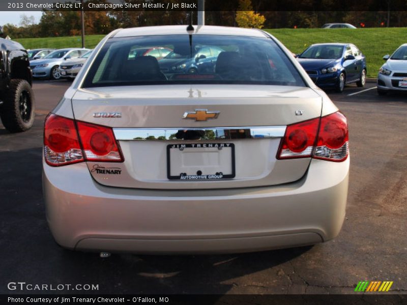 Champagne Silver Metallic / Jet Black 2013 Chevrolet Cruze LT