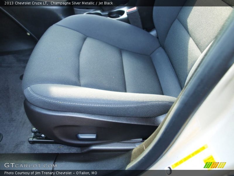 Champagne Silver Metallic / Jet Black 2013 Chevrolet Cruze LT
