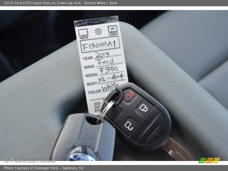 Oxford White / Steel 2013 Ford F350 Super Duty XL Crew Cab 4x4