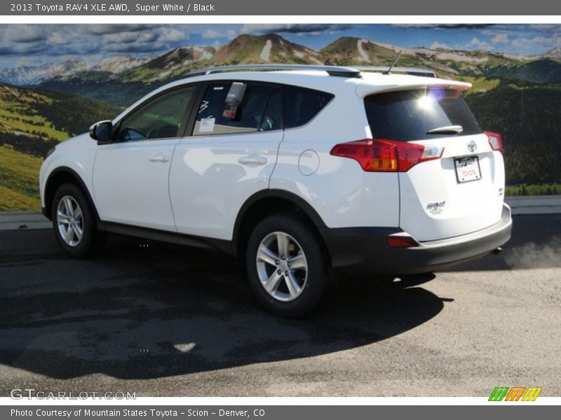 Super White / Black 2013 Toyota RAV4 XLE AWD