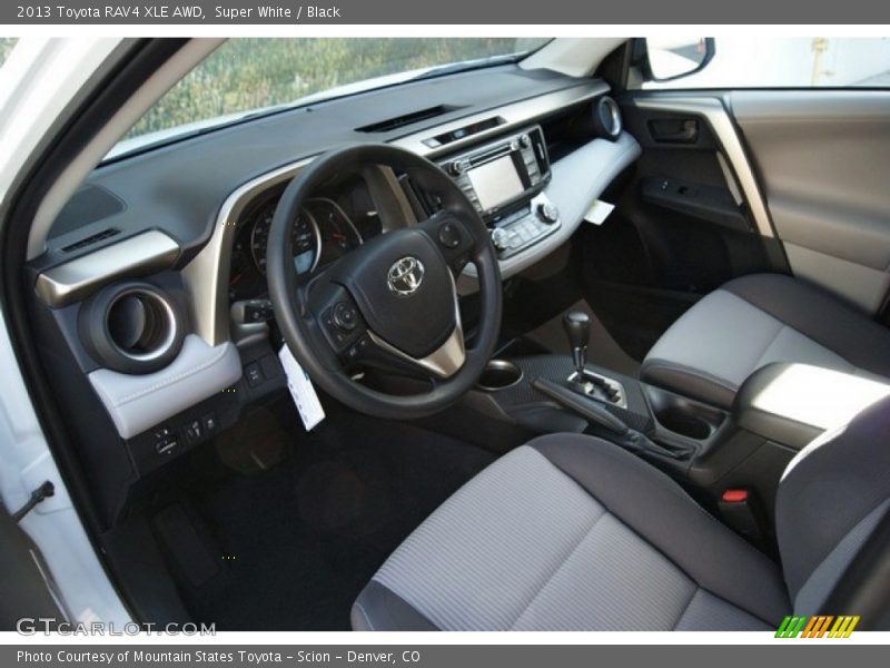 Super White / Black 2013 Toyota RAV4 XLE AWD
