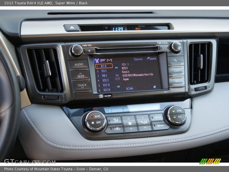 Super White / Black 2013 Toyota RAV4 XLE AWD