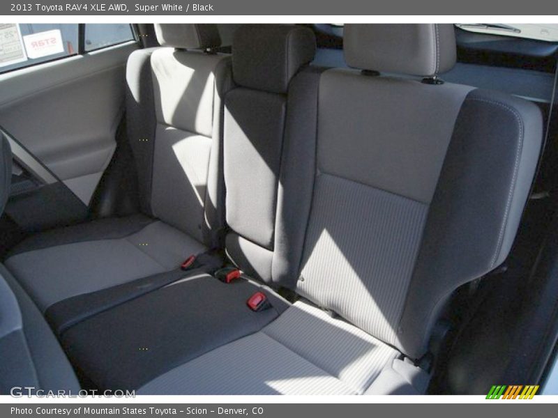 Super White / Black 2013 Toyota RAV4 XLE AWD