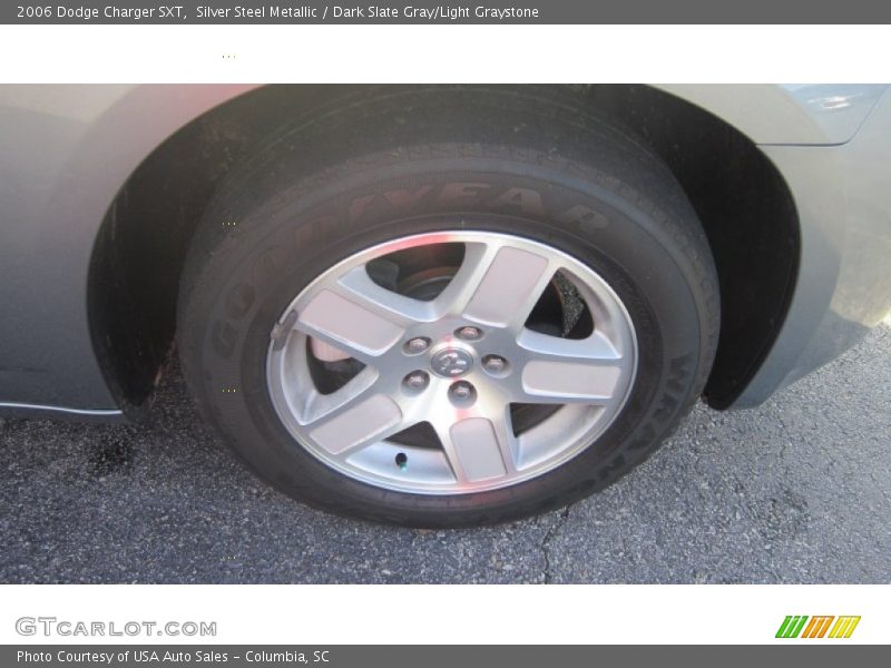Silver Steel Metallic / Dark Slate Gray/Light Graystone 2006 Dodge Charger SXT