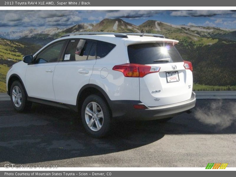 Super White / Black 2013 Toyota RAV4 XLE AWD