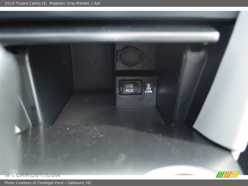 Magnetic Gray Metallic / Ash 2014 Toyota Camry LE