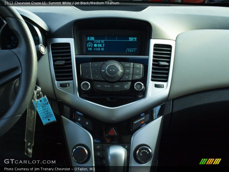 Summit White / Jet Black/Medium Titanium 2012 Chevrolet Cruze LS