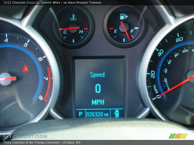 Summit White / Jet Black/Medium Titanium 2012 Chevrolet Cruze LS