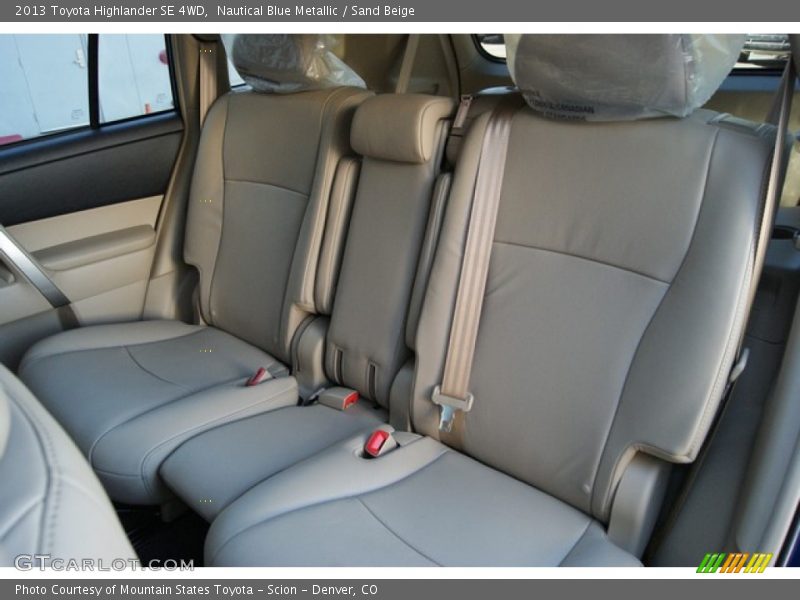 Nautical Blue Metallic / Sand Beige 2013 Toyota Highlander SE 4WD