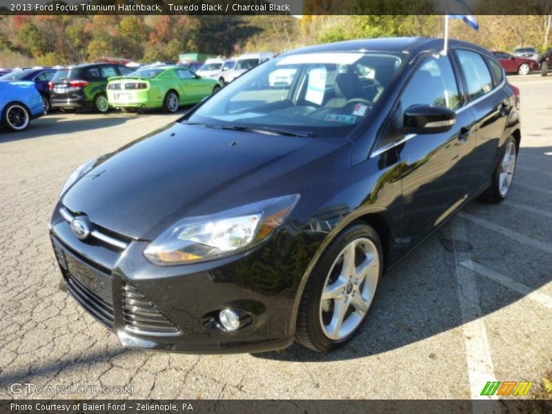 Tuxedo Black / Charcoal Black 2013 Ford Focus Titanium Hatchback