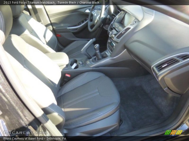 Tuxedo Black / Charcoal Black 2013 Ford Focus Titanium Hatchback