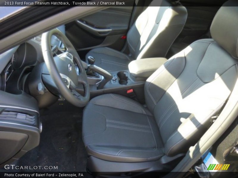 Tuxedo Black / Charcoal Black 2013 Ford Focus Titanium Hatchback