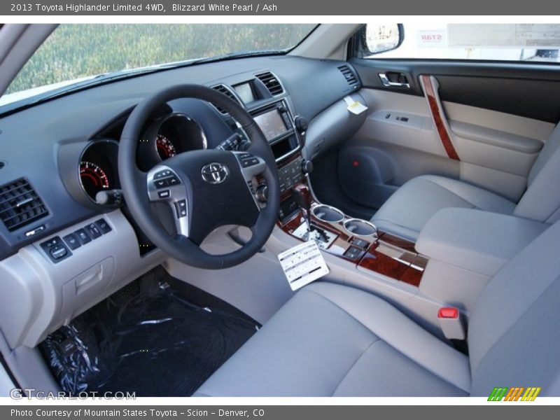 Blizzard White Pearl / Ash 2013 Toyota Highlander Limited 4WD