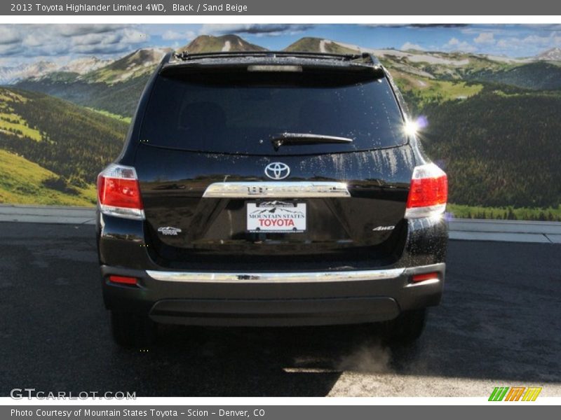 Black / Sand Beige 2013 Toyota Highlander Limited 4WD