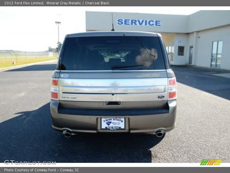 Mineral Gray Metallic / Charcoal Black 2013 Ford Flex Limited