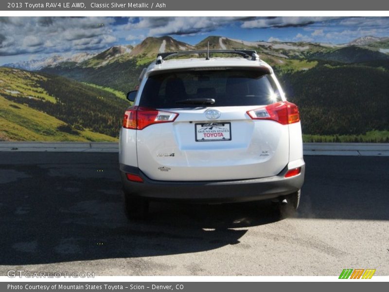 Classic Silver Metallic / Ash 2013 Toyota RAV4 LE AWD
