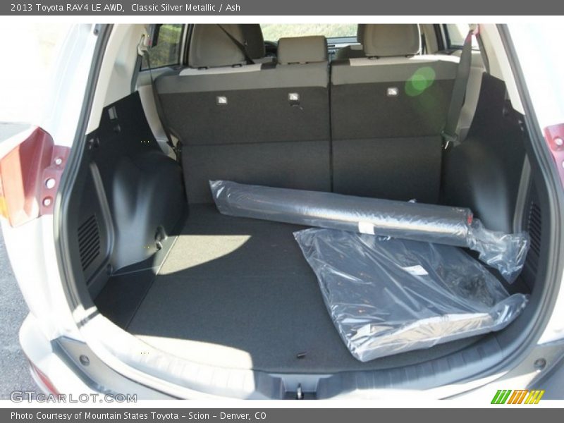 Classic Silver Metallic / Ash 2013 Toyota RAV4 LE AWD