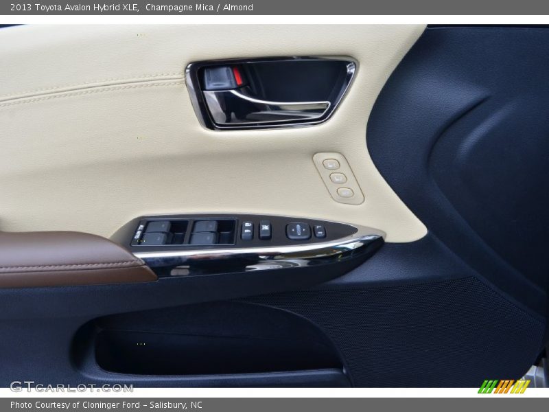 Champagne Mica / Almond 2013 Toyota Avalon Hybrid XLE