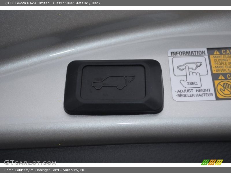 Classic Silver Metallic / Black 2013 Toyota RAV4 Limited