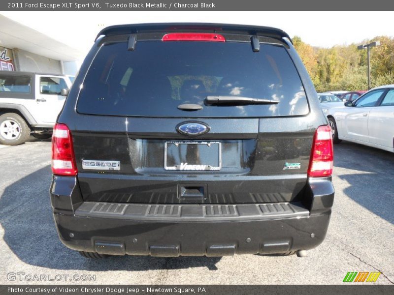 Tuxedo Black Metallic / Charcoal Black 2011 Ford Escape XLT Sport V6