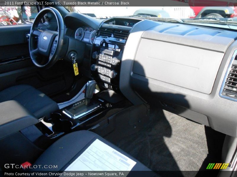 Tuxedo Black Metallic / Charcoal Black 2011 Ford Escape XLT Sport V6