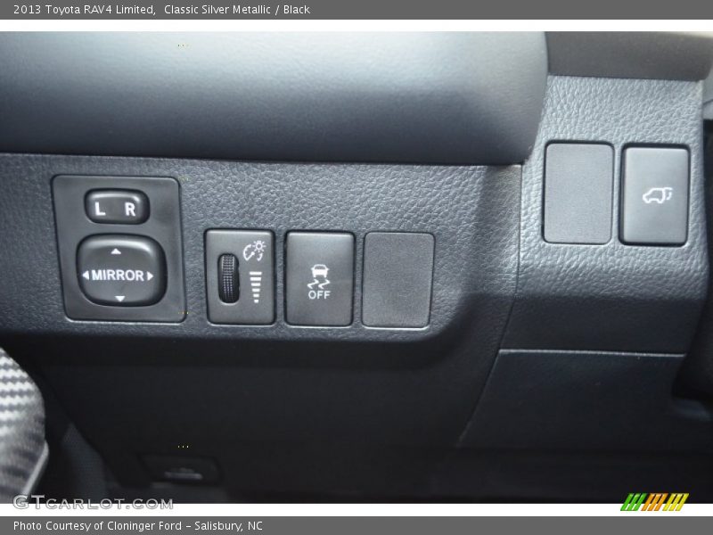 Classic Silver Metallic / Black 2013 Toyota RAV4 Limited