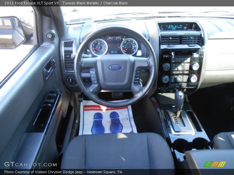 Tuxedo Black Metallic / Charcoal Black 2011 Ford Escape XLT Sport V6
