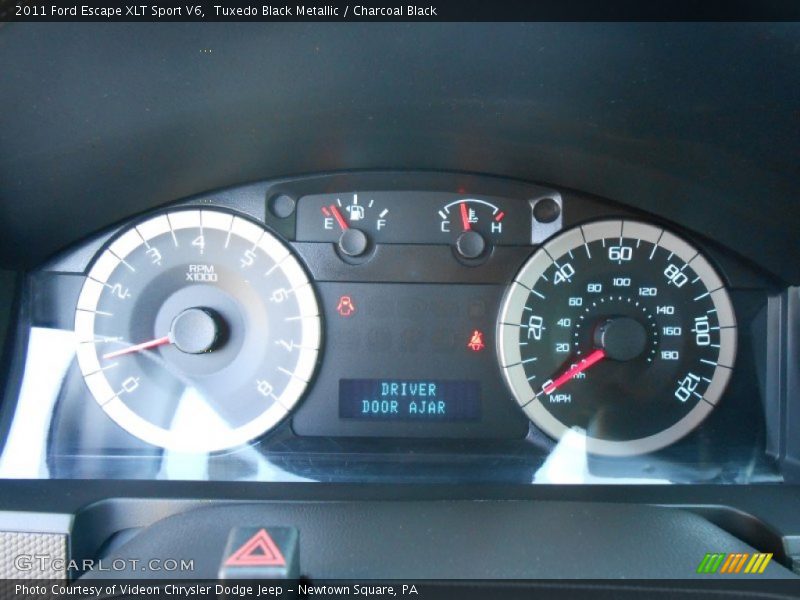 Tuxedo Black Metallic / Charcoal Black 2011 Ford Escape XLT Sport V6