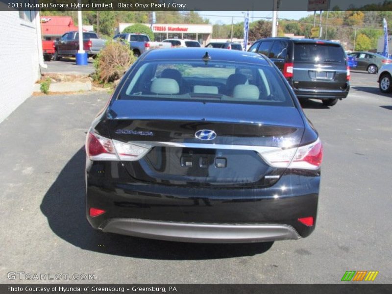 Black Onyx Pearl / Gray 2013 Hyundai Sonata Hybrid Limited