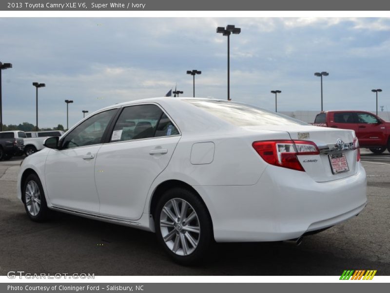 Super White / Ivory 2013 Toyota Camry XLE V6