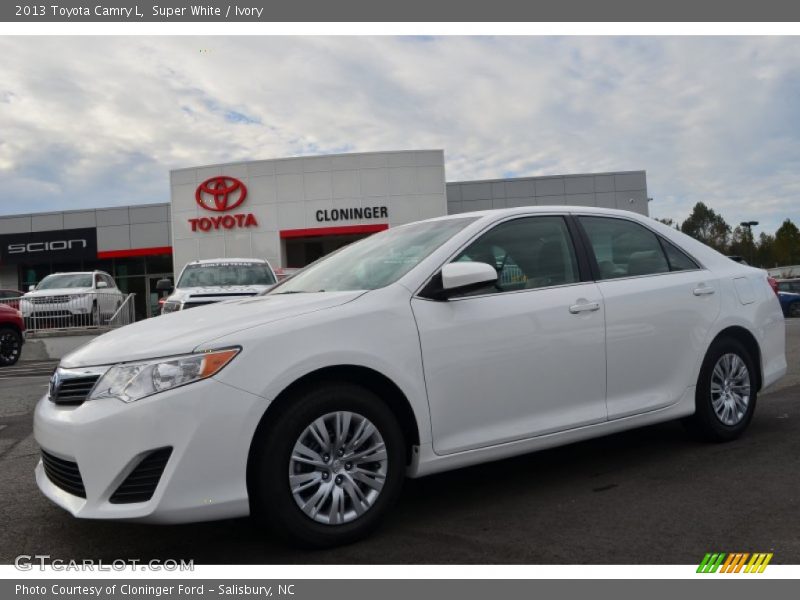 Super White / Ivory 2013 Toyota Camry L