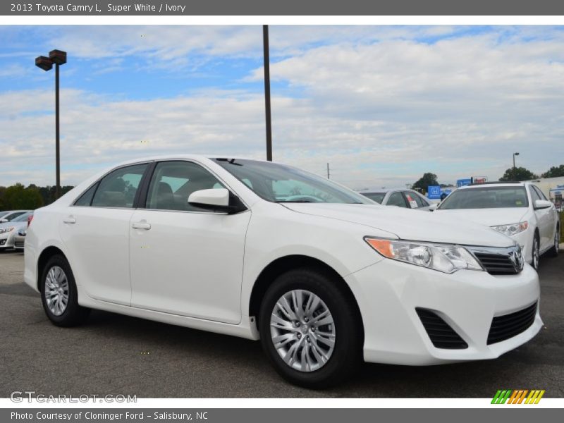 Super White / Ivory 2013 Toyota Camry L