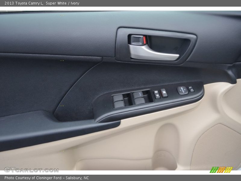 Super White / Ivory 2013 Toyota Camry L