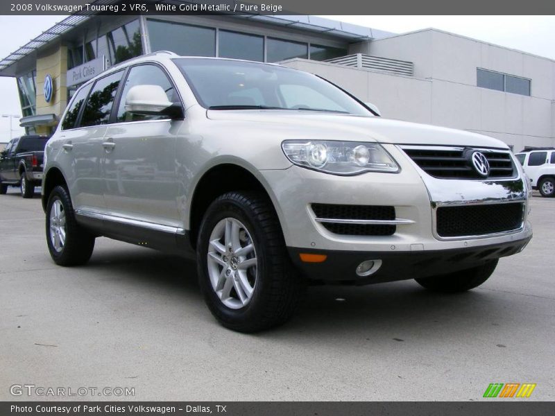 White Gold Metallic / Pure Beige 2008 Volkswagen Touareg 2 VR6