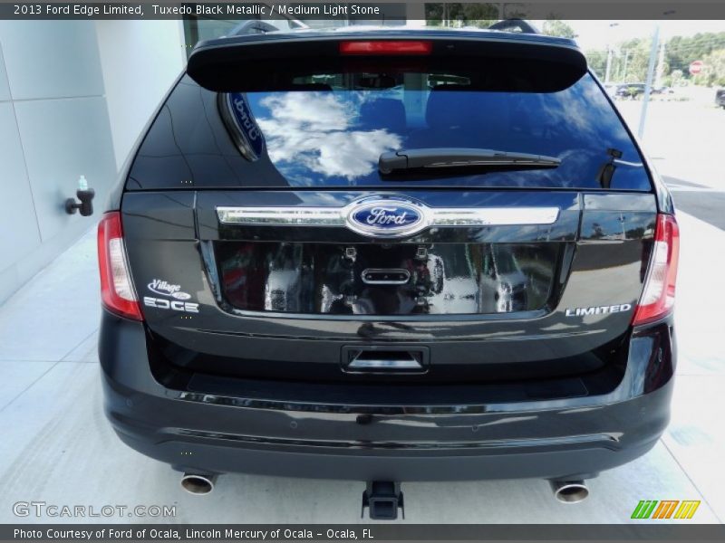 Tuxedo Black Metallic / Medium Light Stone 2013 Ford Edge Limited