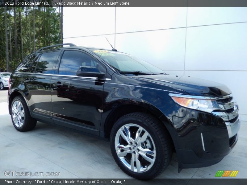Front 3/4 View of 2013 Edge Limited