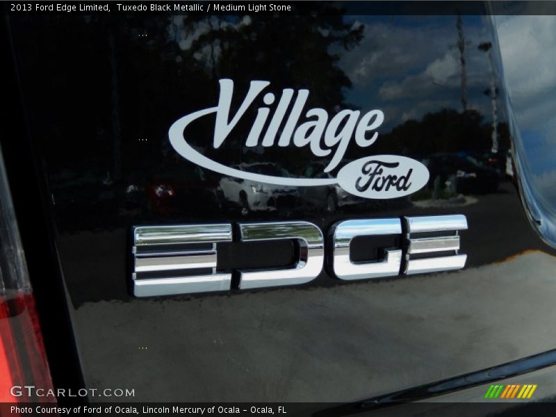 Tuxedo Black Metallic / Medium Light Stone 2013 Ford Edge Limited