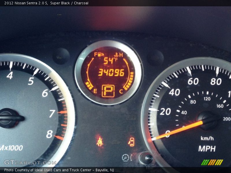 Super Black / Charcoal 2012 Nissan Sentra 2.0 S