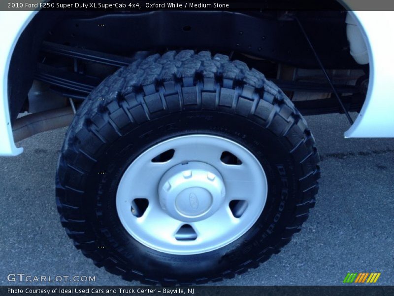 Oxford White / Medium Stone 2010 Ford F250 Super Duty XL SuperCab 4x4