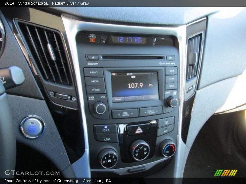 Radiant Silver / Gray 2014 Hyundai Sonata SE