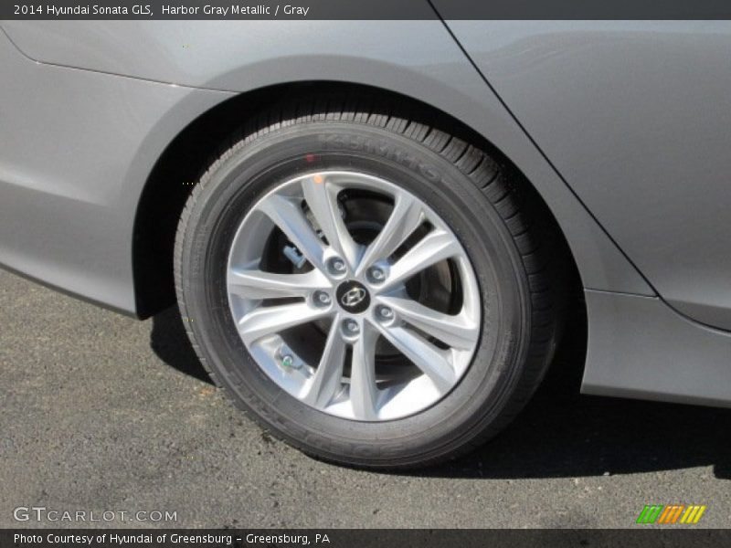  2014 Sonata GLS Wheel