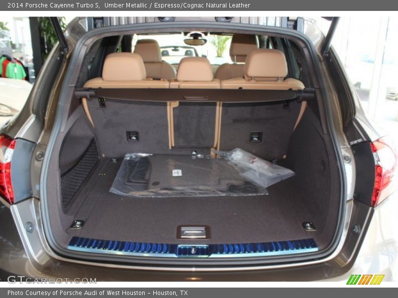  2014 Cayenne Turbo S Trunk