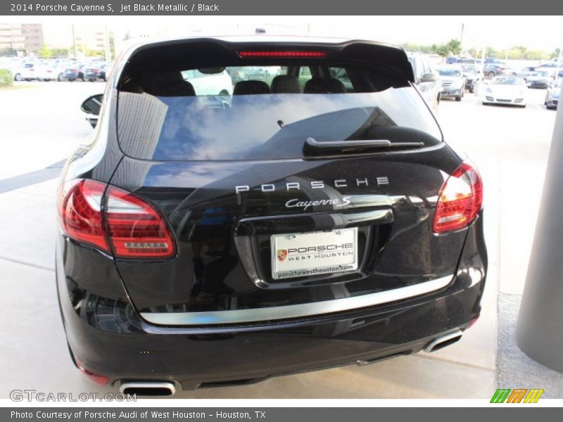 Jet Black Metallic / Black 2014 Porsche Cayenne S