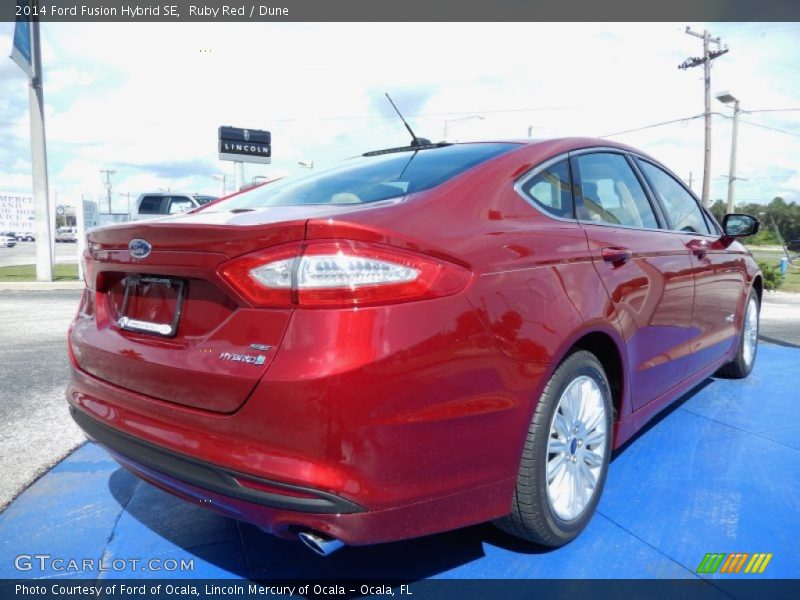 Ruby Red / Dune 2014 Ford Fusion Hybrid SE