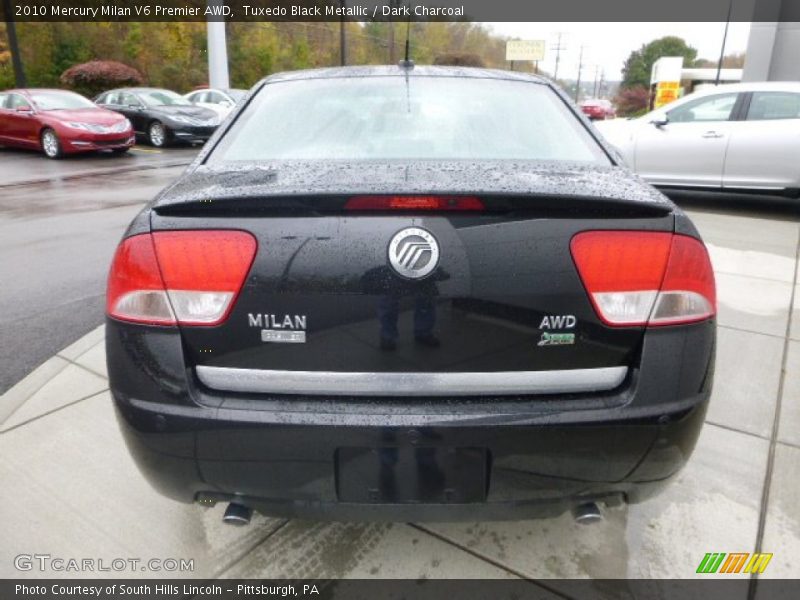 Tuxedo Black Metallic / Dark Charcoal 2010 Mercury Milan V6 Premier AWD